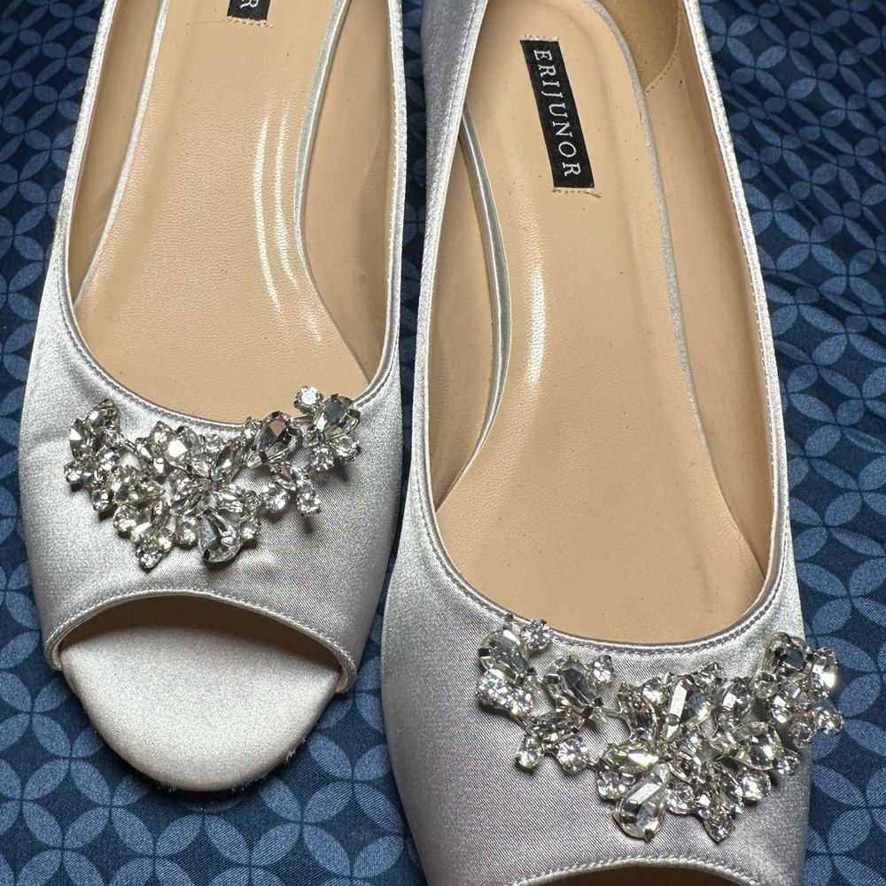 ERIJUNOR Women Comfort Low Kitten Heels Rhinestones Peep Toe Wedding Shoes